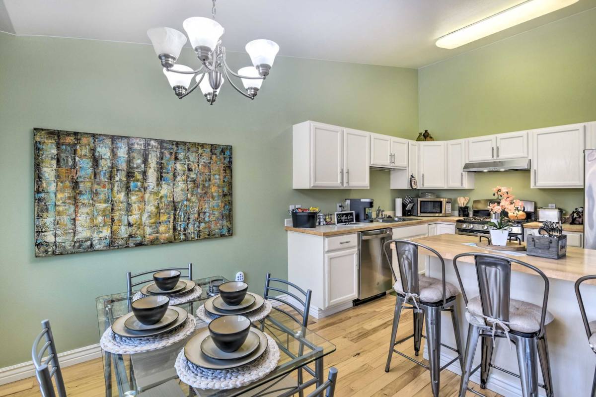Apartment for rent at 2432 Glacier St, Anchorage, AK 99508