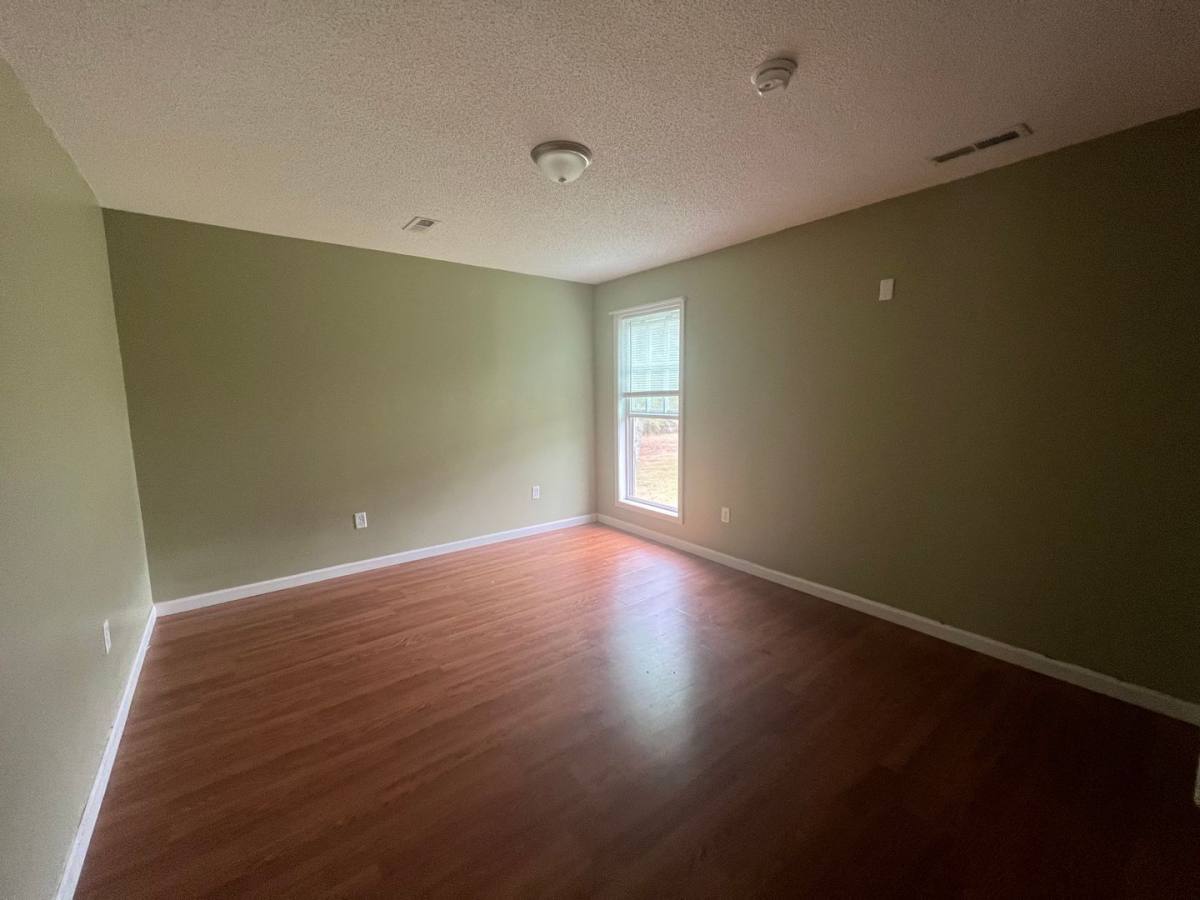 Apartment for rent at 215 Brian Dr, Ardmore, AL 35739