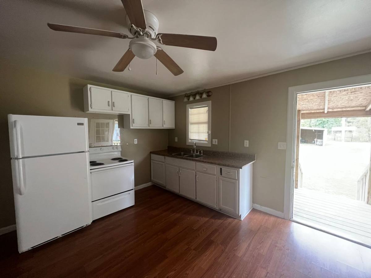 Apartment for rent at 215 Brian Dr, Ardmore, AL 35739