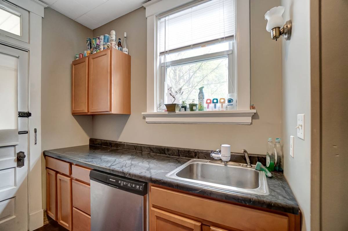 Apartment for rent at 350 Volkert Ave, Cincinnati, OH 45219