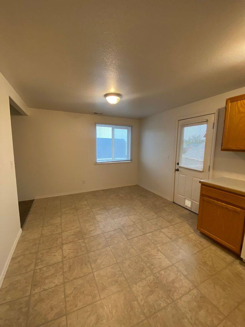 Apartment for rent at 1409 Maple St, Wenatchee, WA 98801