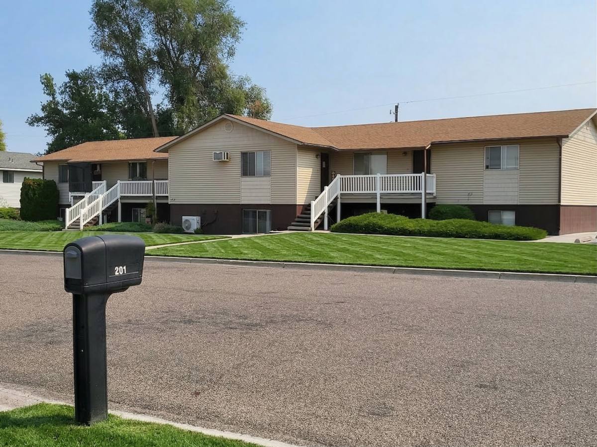 Apartment for rent at 201-218 N Park Ave, Fruitland, ID 83619