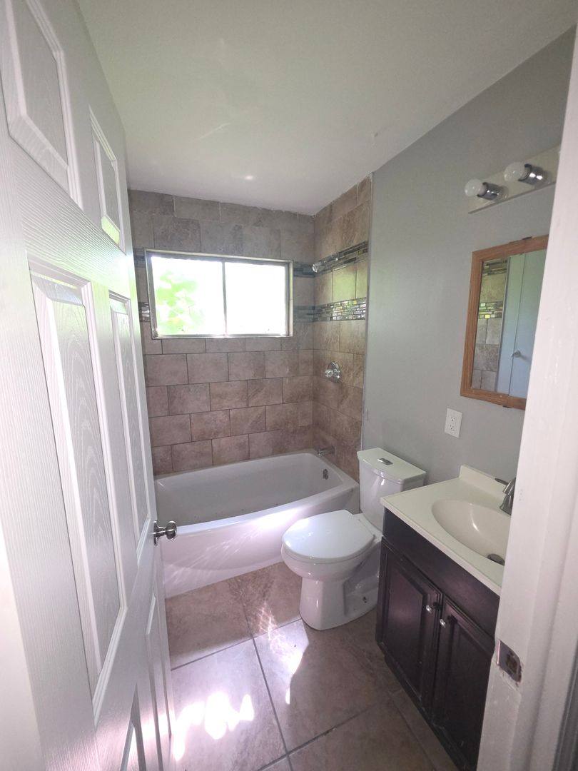 House for rent at 42 Saint Henry, East Saint Louis, IL 62206