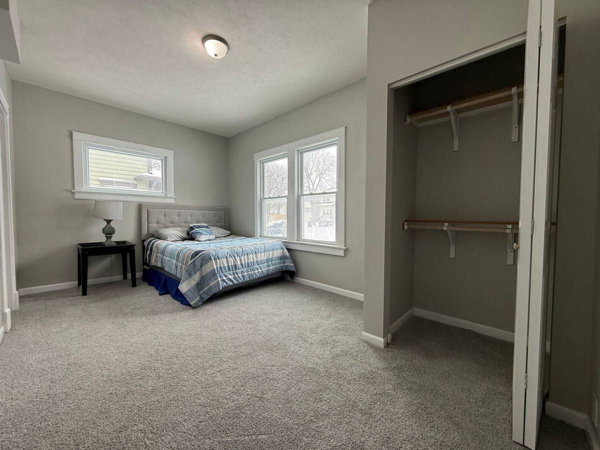 Apartment for rent at 1446 S 11th St, Lincoln, NE 68502