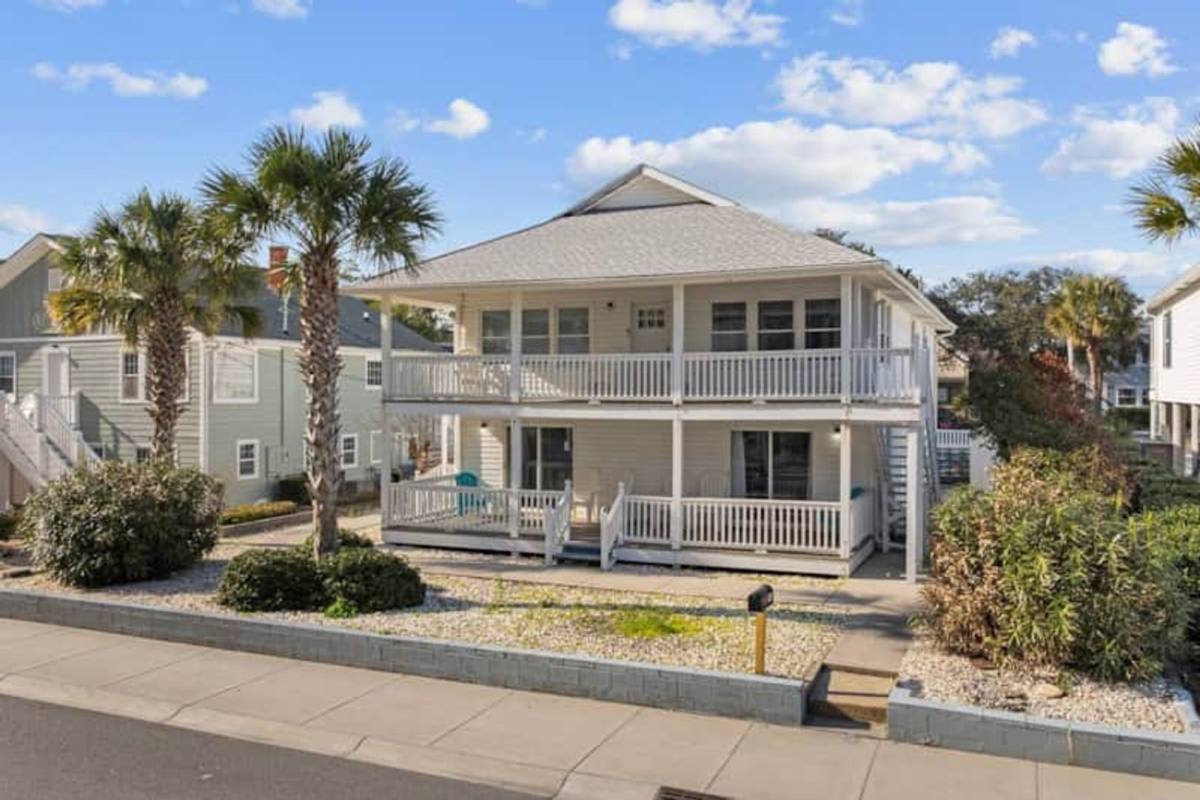 House for rent at 1904 S Ocean Blvd, North Myrtle Beach, SC 29582