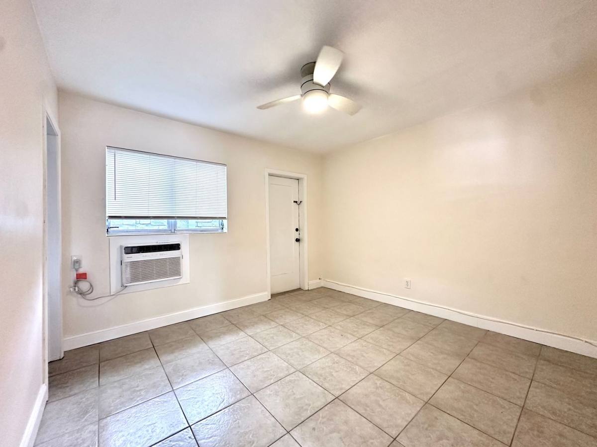 Apartment for rent at 2035 Edgewater Dr, Clearwater, FL 33755