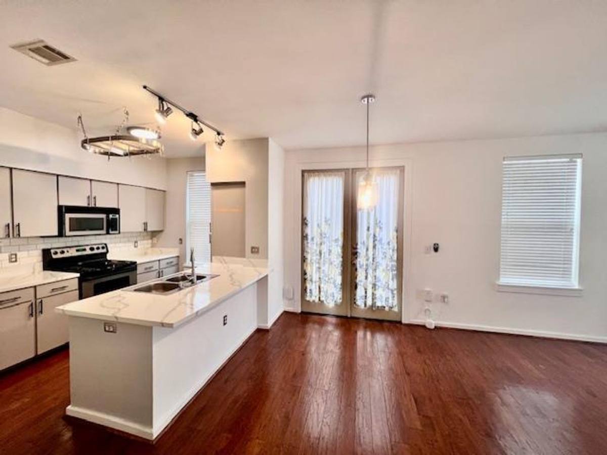 Condo for rent at 1201 Grove Blvd, Austin, TX 78741