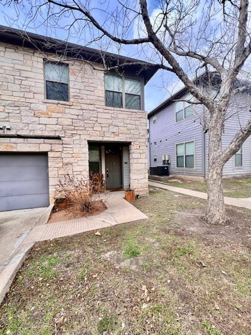 Condo for rent at 1201 Grove Blvd, Austin, TX 78741