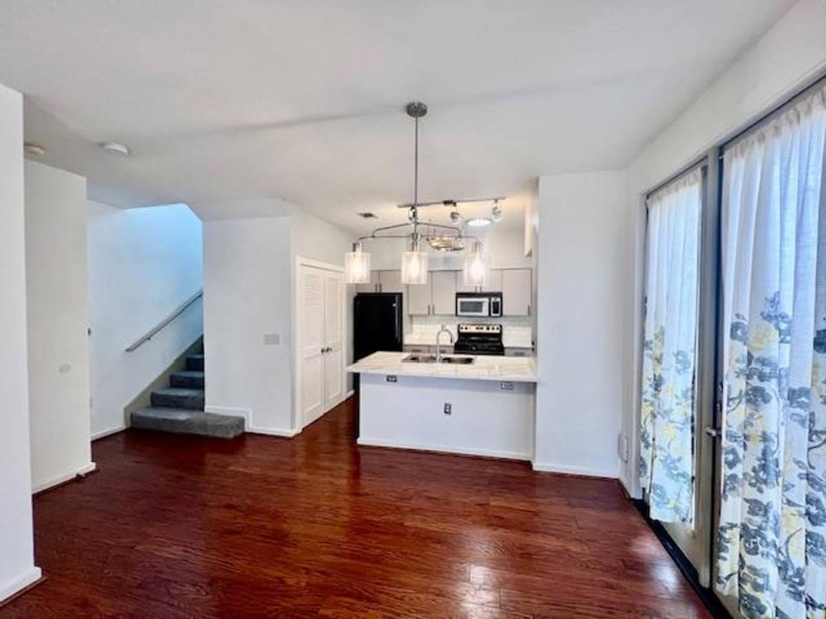 Condo for rent at 1201 Grove Blvd, Austin, TX 78741