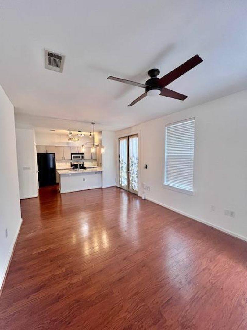 Condo for rent at 1201 Grove Blvd, Austin, TX 78741