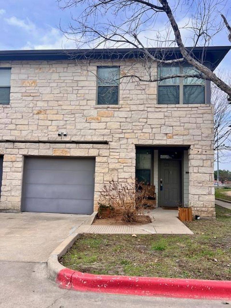 Condo for rent at 1201 Grove Blvd, Austin, TX 78741