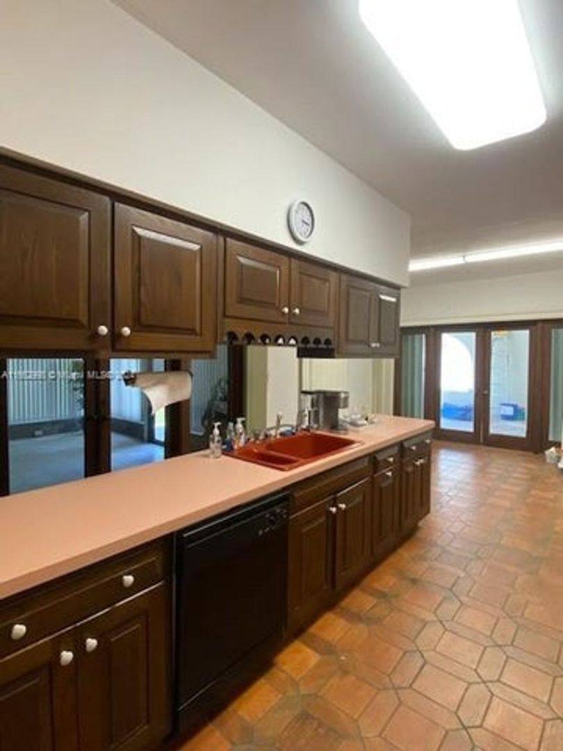 House for rent at 4450 S Jog Rd, Lake Worth, FL 33467