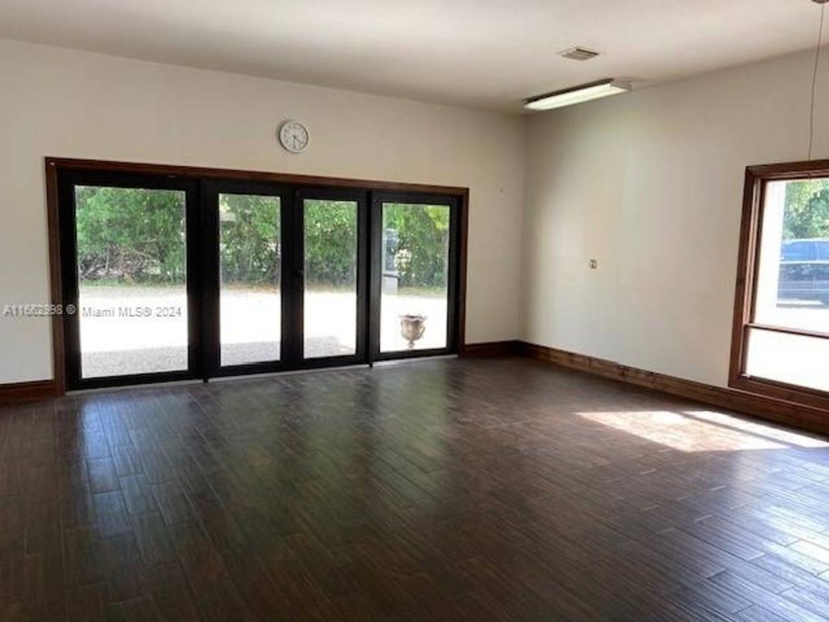 House for rent at 4450 S Jog Rd, Lake Worth, FL 33467
