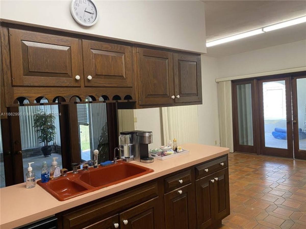 House for rent at 4450 S Jog Rd, Lake Worth, FL 33467