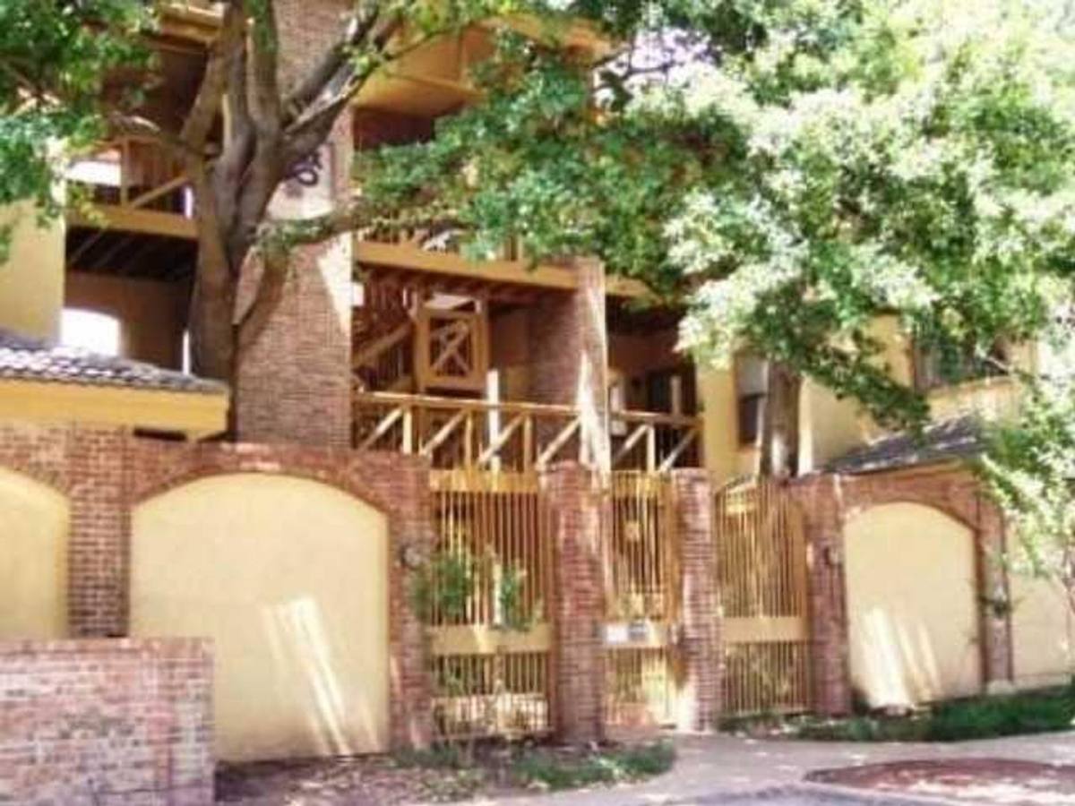 Apartment for rent at 806 W 24th St #325, Austin, TX 78705
