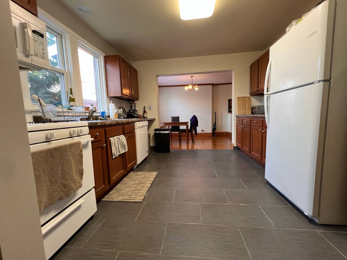 Apartment for rent at 1011 Central Il #SECOND Floor, Wilmette, IL 60091