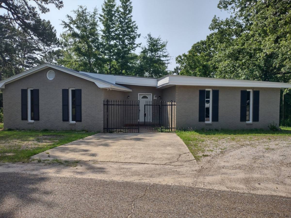 House for rent at 9209 Morgan Rd, Meridian, MS 39307