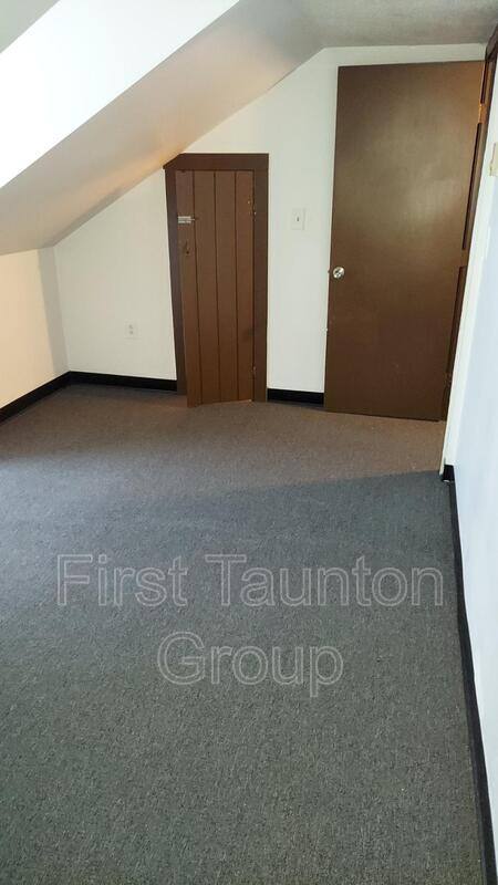 Townhouse for rent at 2 Union St #5, Taunton, MA 02780