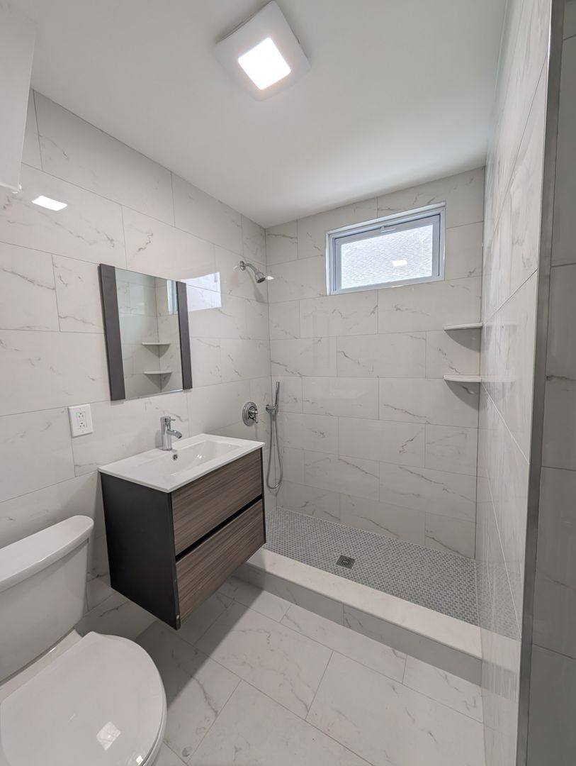 Apartment for rent at 47 Piedmont St, Worcester, MA 01610