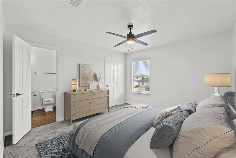 Apartment for rent at 2114 Saint Lucia Calle, Dickinson, TX 77539