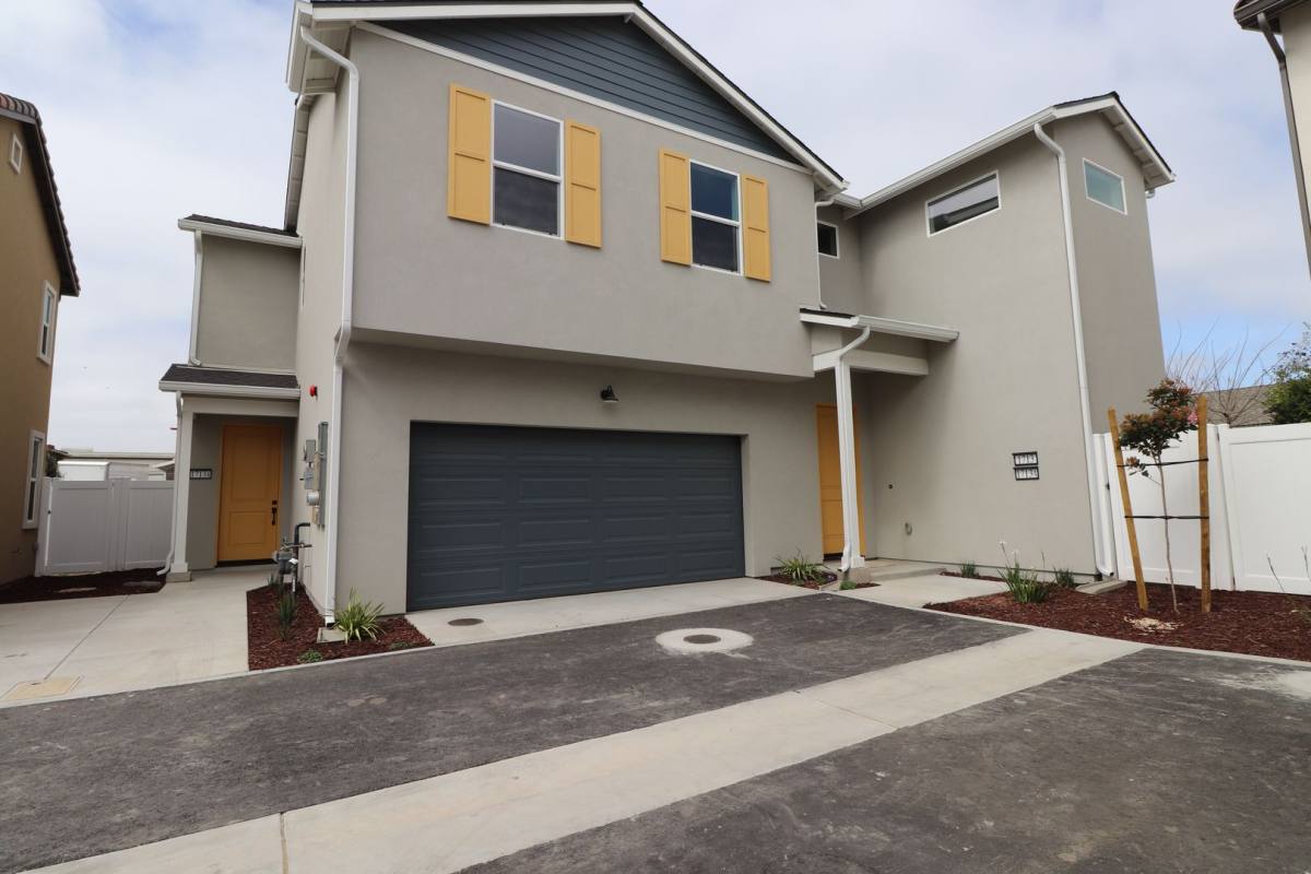 Apartment for rent at 1713 River Vista, Lompoc, CA 93436