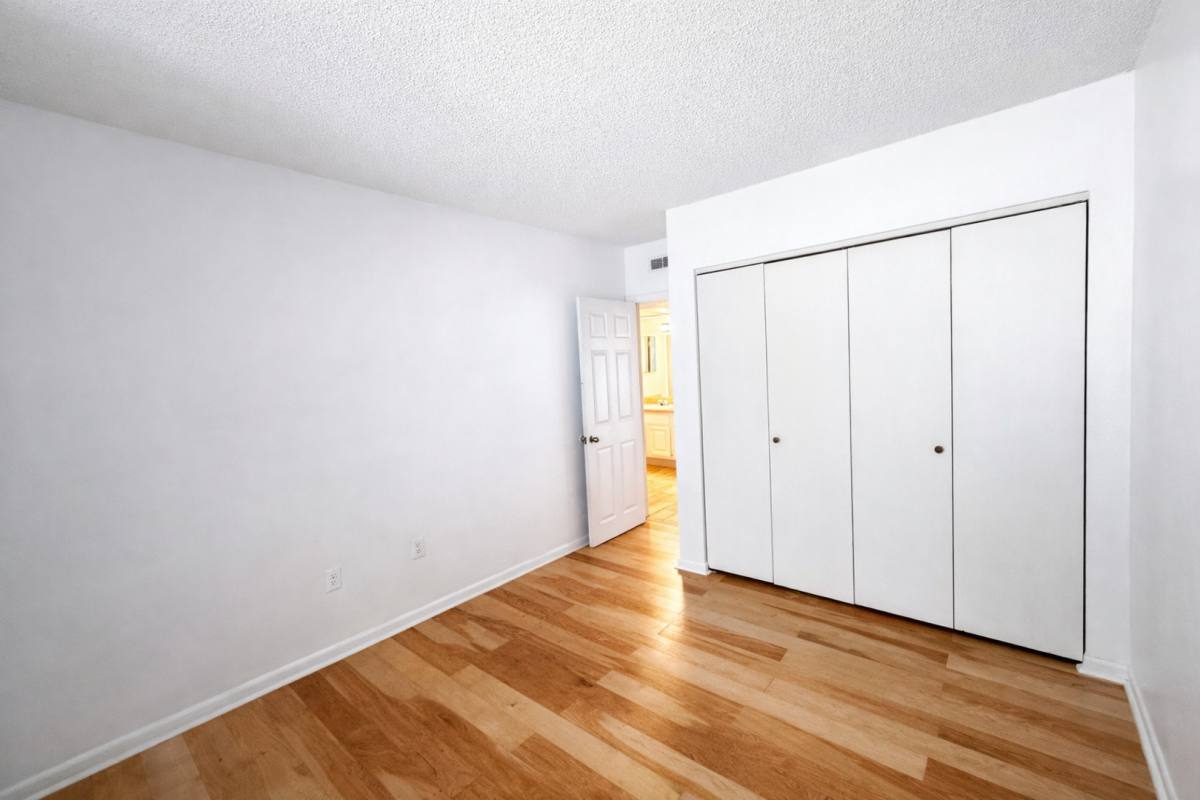 Apartment for rent at 2505 N Alafaya Trail #8, Orlando, FL 32826