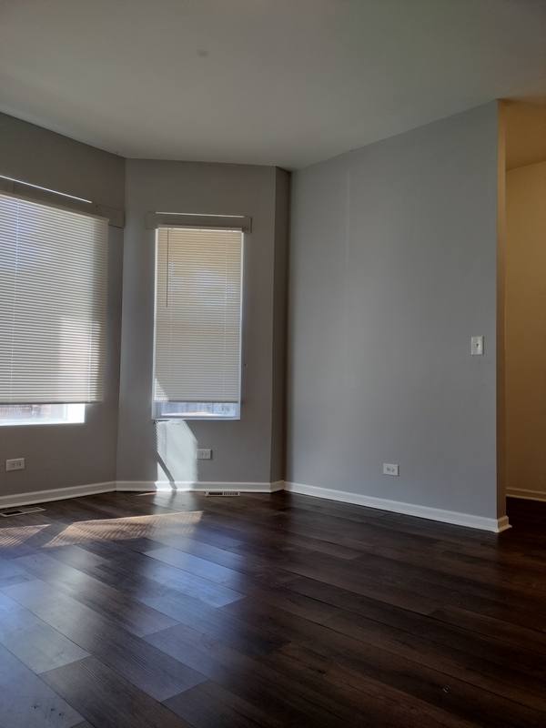 Apartment for rent at 5725 S Green St #1, Chicago, IL 60621