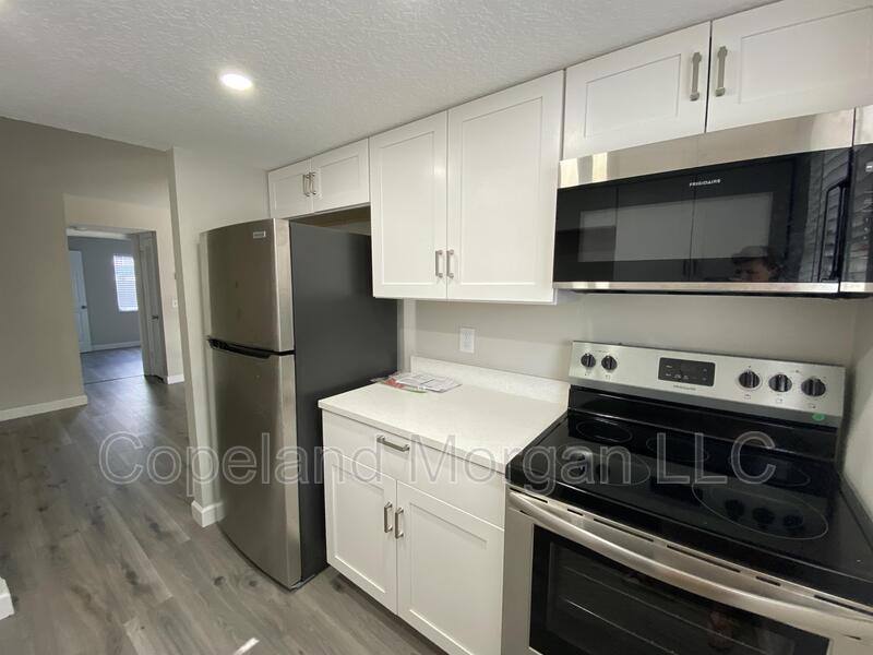 Apartment for rent at 124 N Jefferson Ave #2, Clearwater, FL 33755