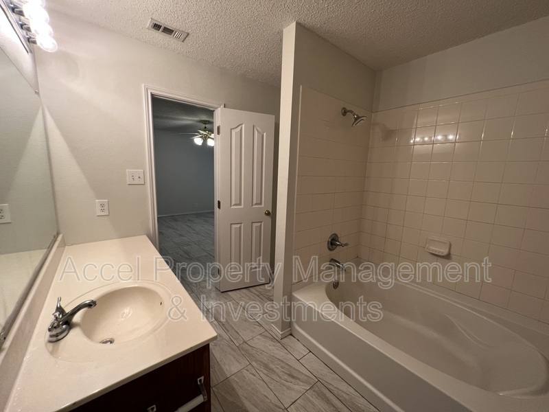 House for rent at 5408 N 35th St, McAllen, TX 78504