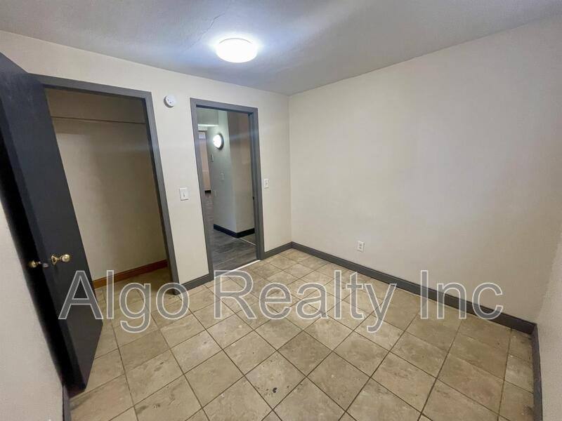 Apartment for rent at 2419 Plymouth Ave N #2, Minneapolis, MN 55411