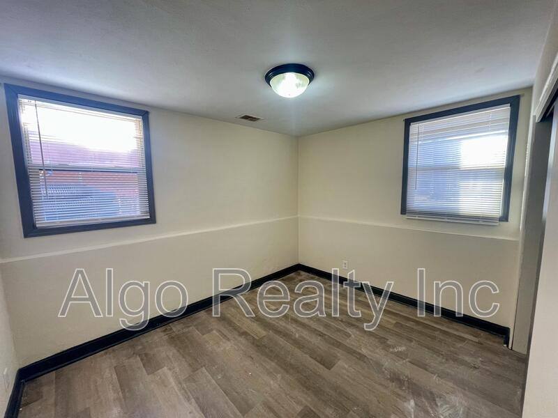Apartment for rent at 2419 Plymouth Ave N #2, Minneapolis, MN 55411
