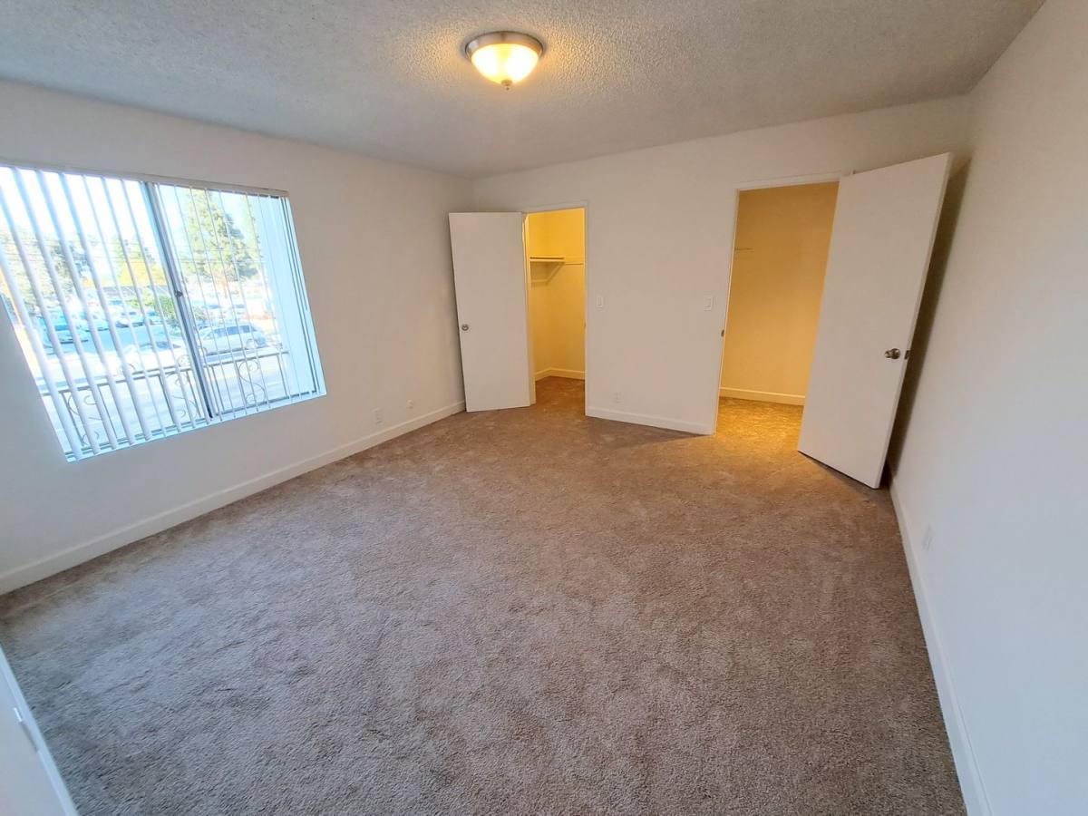 Apartment for rent at 10500 Westminster Ave, Garden Grove, CA 92843