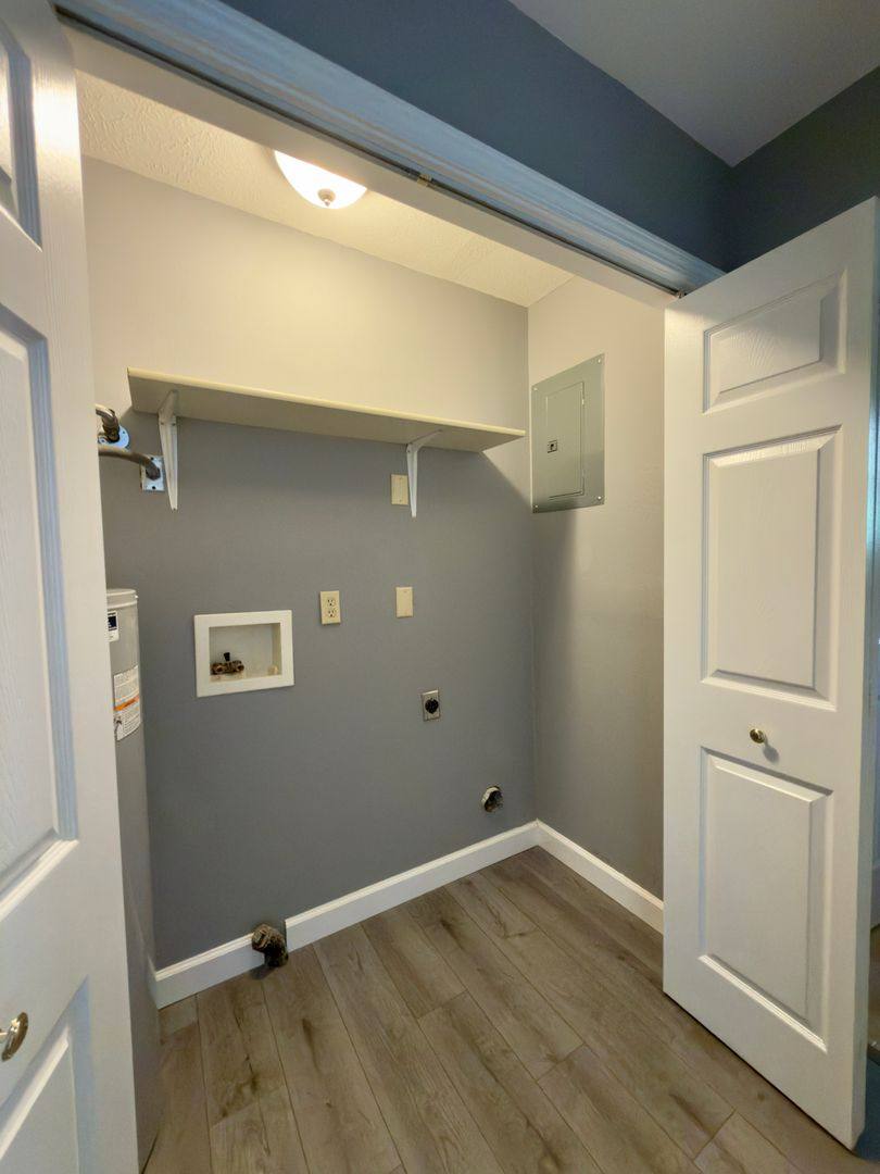 Apartment for rent at 51 W 3rd St, Newburg, MO 65550