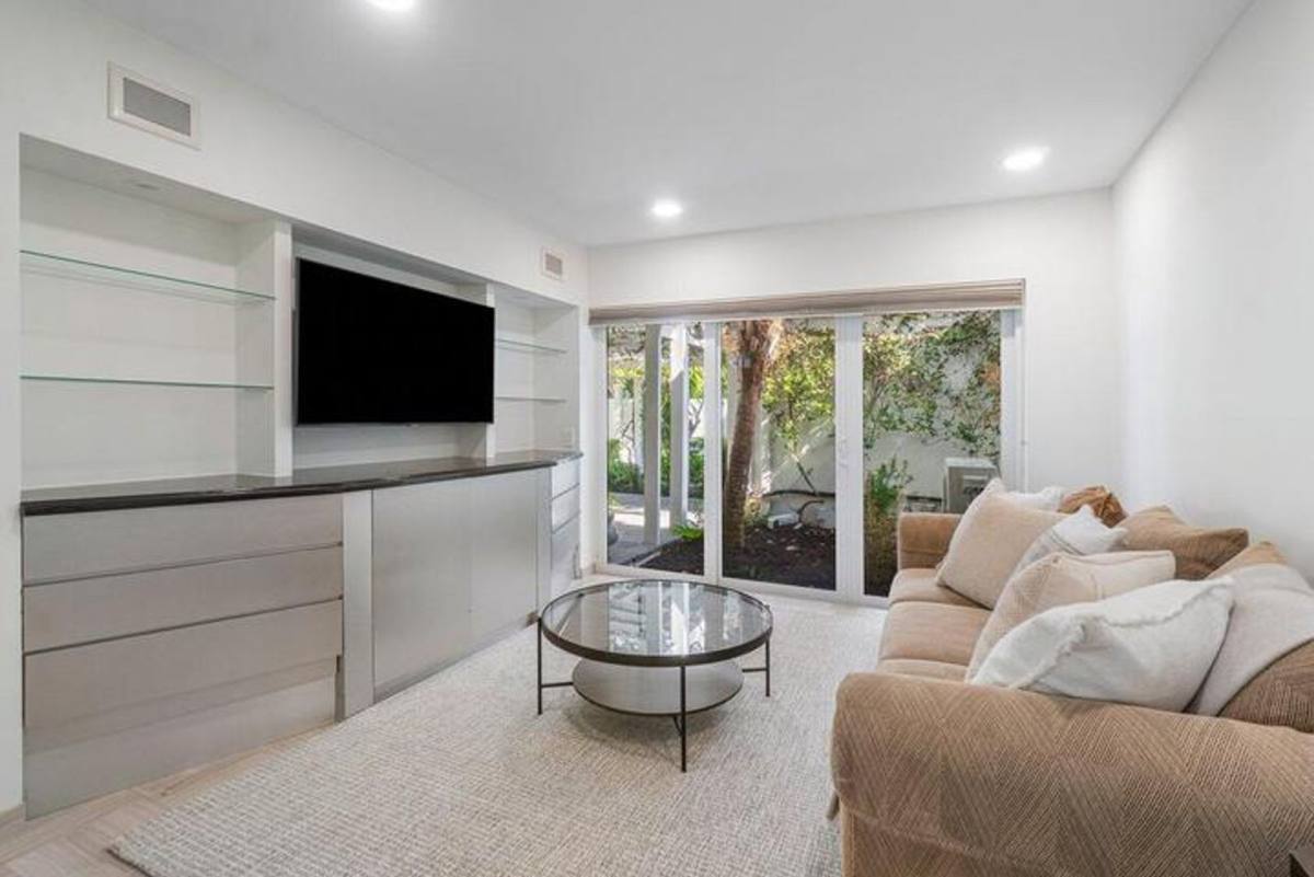 Condo for rent at 6110 N Ocean Blvd, Boynton Beach, FL 33435