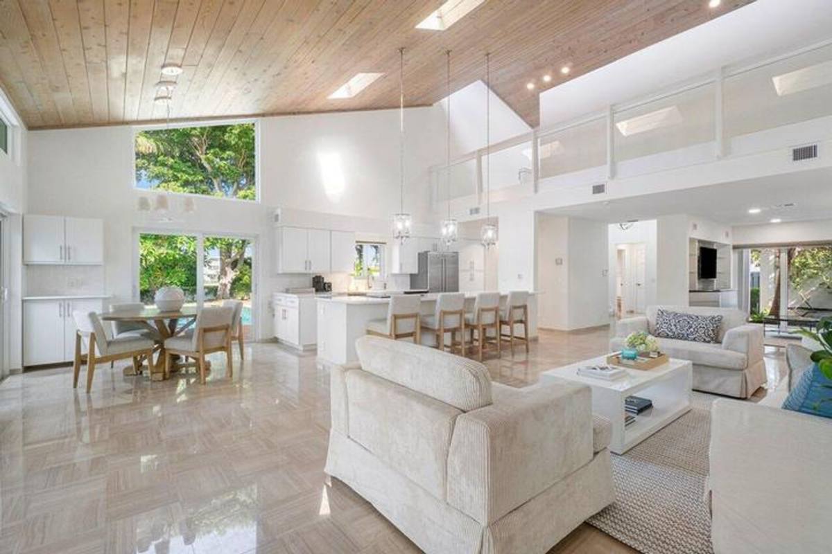 Condo for rent at 6110 N Ocean Blvd, Boynton Beach, FL 33435