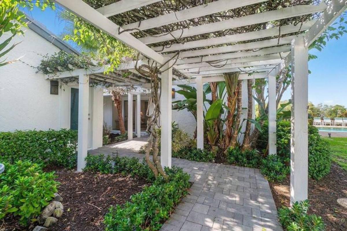 Condo for rent at 6110 N Ocean Blvd, Boynton Beach, FL 33435