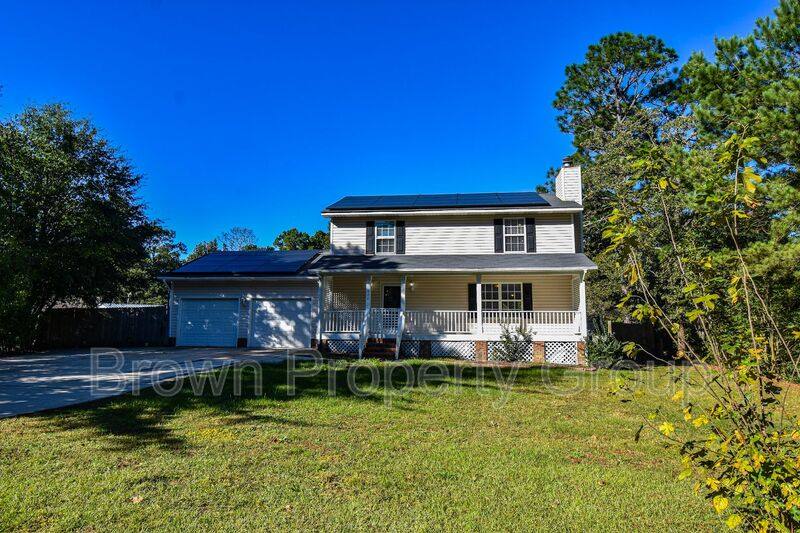 House for rent at 624 Porter Rd, Hope Mills, NC 28348