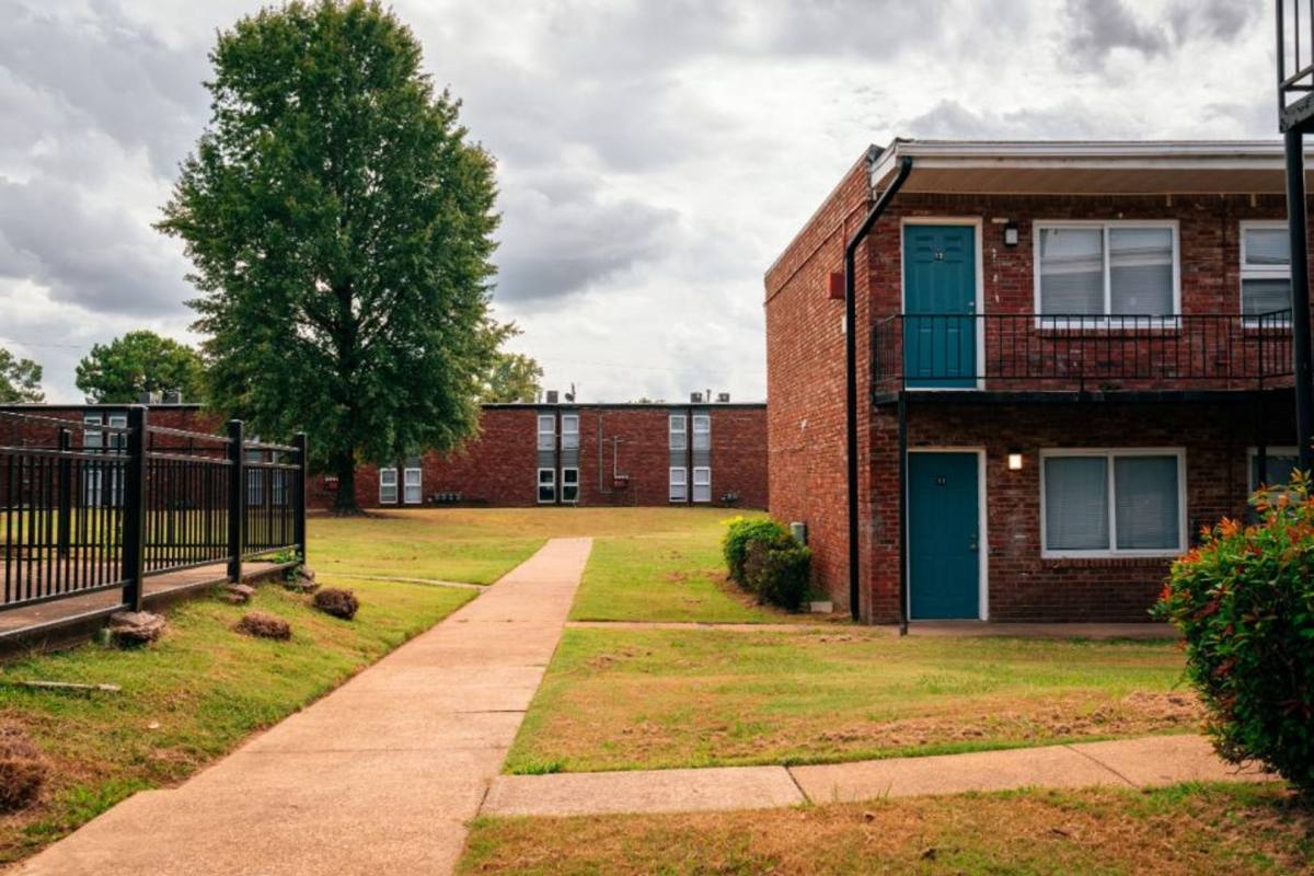 Apartment for rent at 4427 Knight Arnold Rd, Memphis, TN 38118