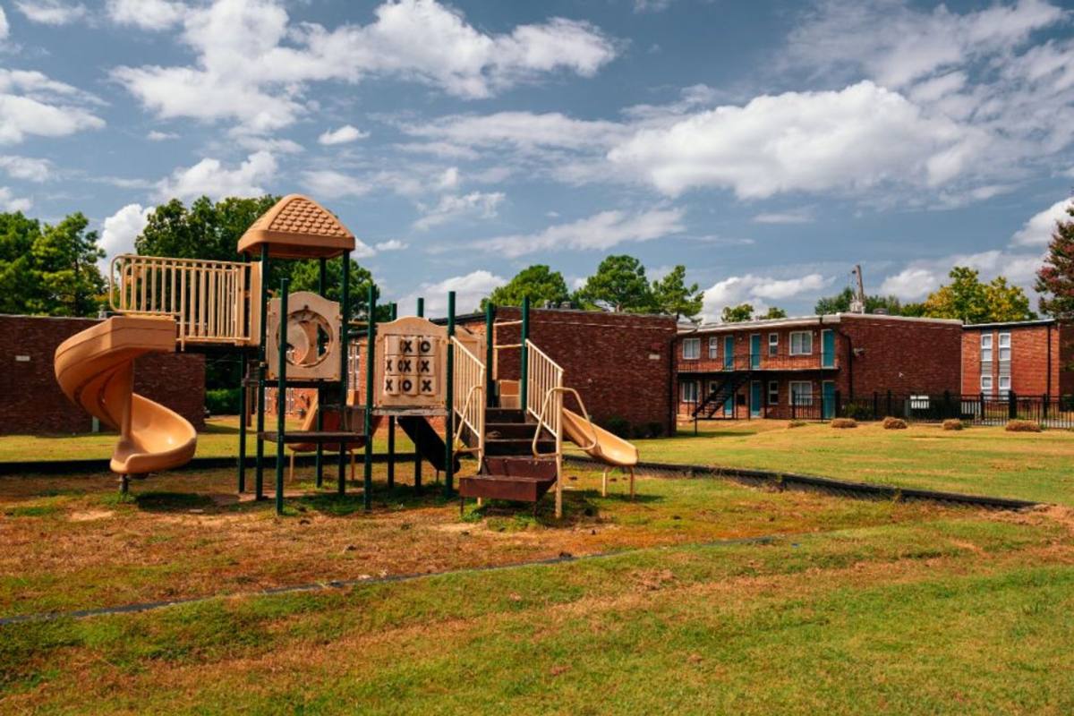 Apartment for rent at 4427 Knight Arnold Rd, Memphis, TN 38118