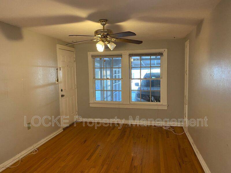 Apartment for rent at 3132 Greene Ave #C, Fort Worth, TX 76109