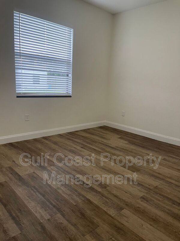 House for rent at 126 Viewpoint Dr, Lehigh Acres, FL 33972