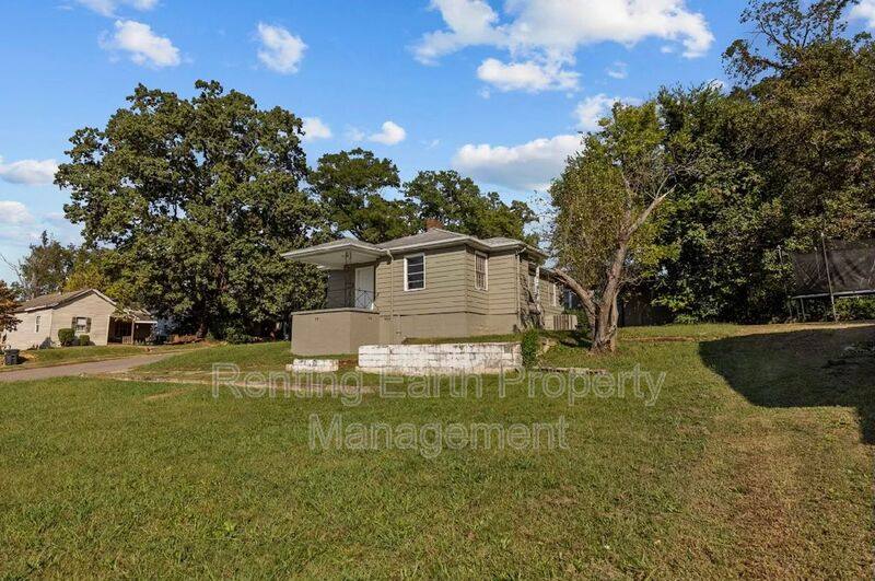 House for rent at 2301 27th St W, Birmingham, AL 35208