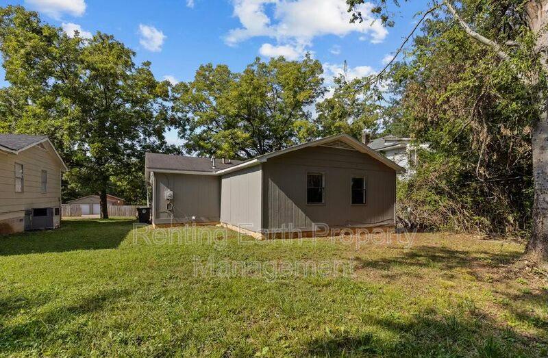 House for rent at 2301 27th St W, Birmingham, AL 35208