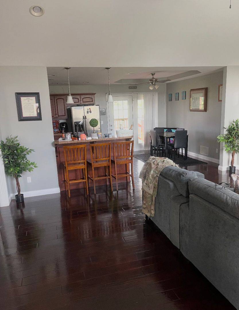 House for rent at 183 Twin Lakes Dr, Vine Grove, KY 40175