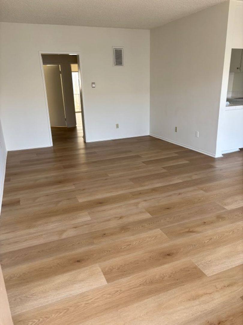 Apartment for rent at 221 N Berendo St, Los Angeles, CA 90004