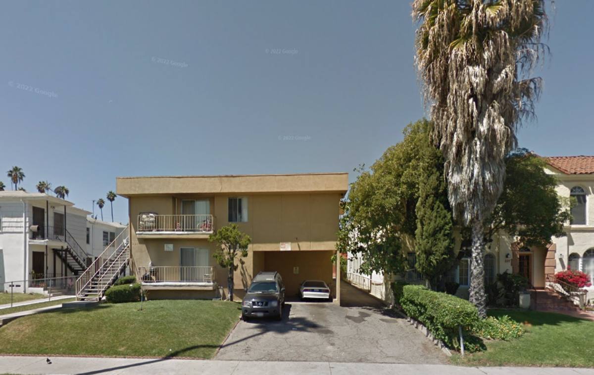 Apartment for rent at 221 N Berendo St, Los Angeles, CA 90004