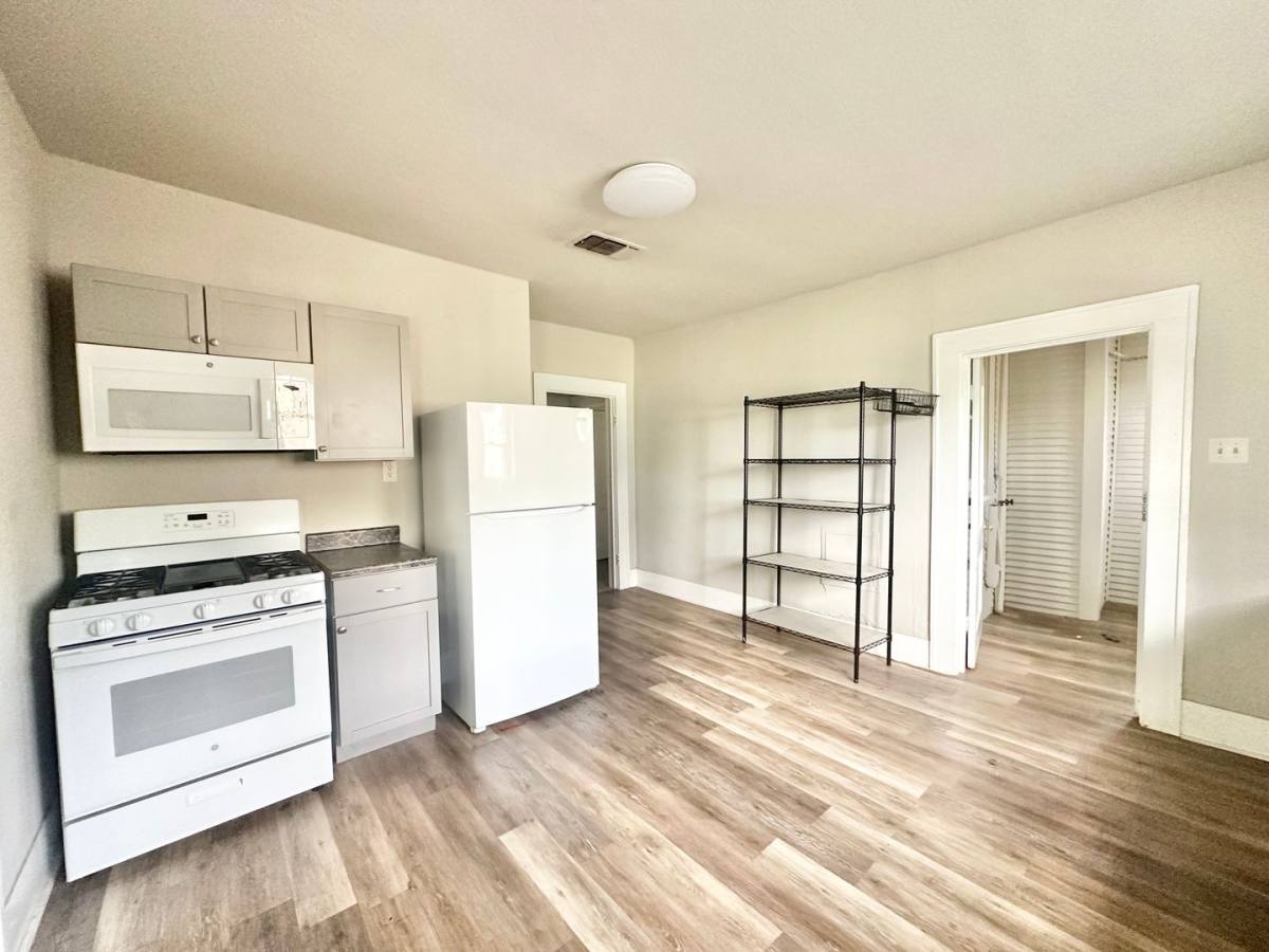 Apartment for rent at 2613 N Elm St, Denton, TX 76201