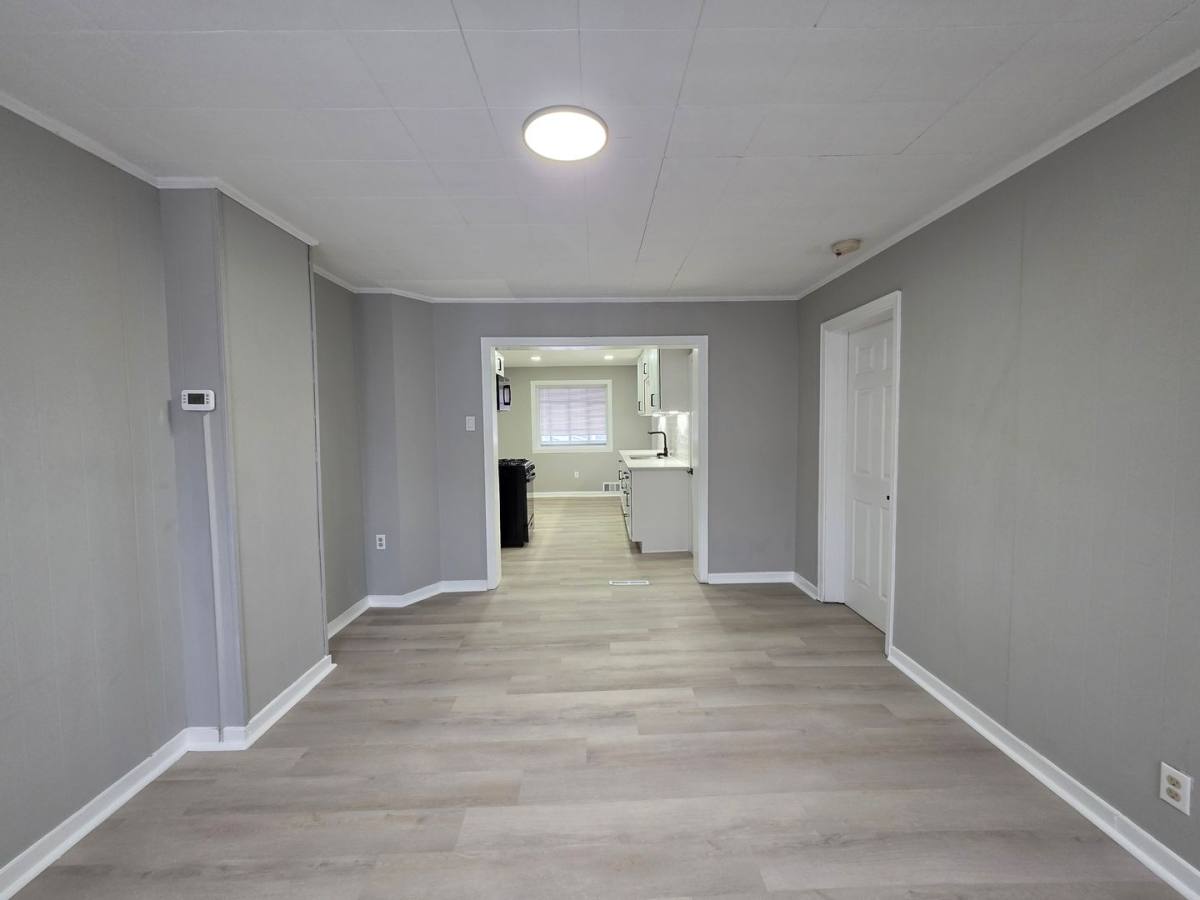 House for rent at 913 Peralta St #A, Pittsburgh, PA 15212
