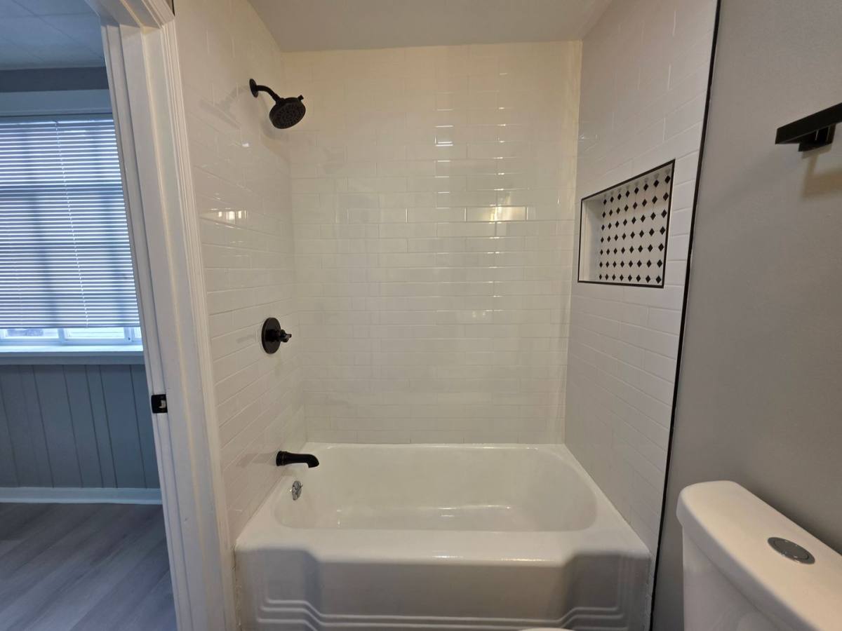 House for rent at 913 Peralta St #A, Pittsburgh, PA 15212