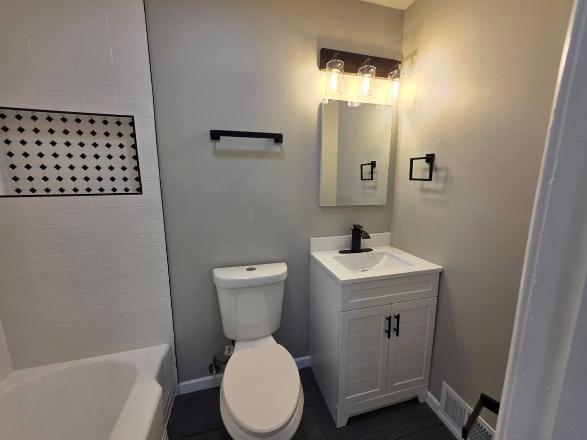House for rent at 913 Peralta St #A, Pittsburgh, PA 15212